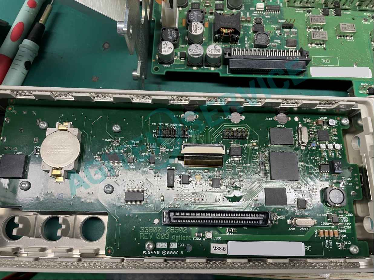 是德科技33622A信號發生器開機白屏維修