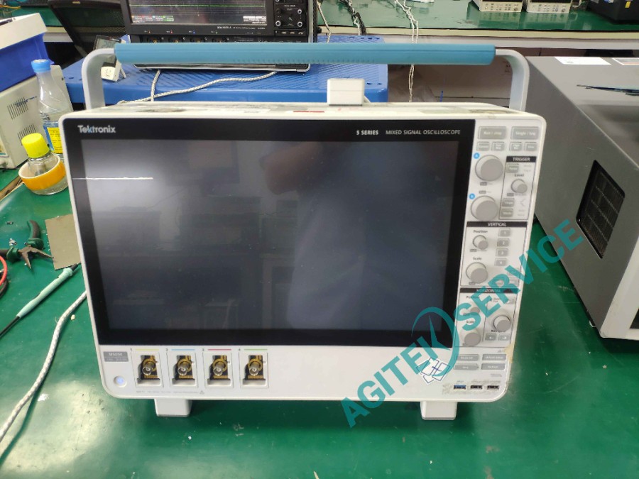 泰克MSO5/6係示波器重啟/死機/啟動循環故障專業修複