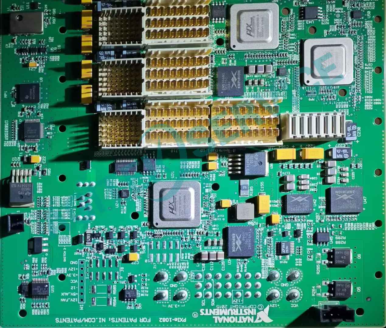 NI PXIE-1082機箱開機20S後自動關機維修 NI PXIE-1082機箱開機20S後自動關機維修