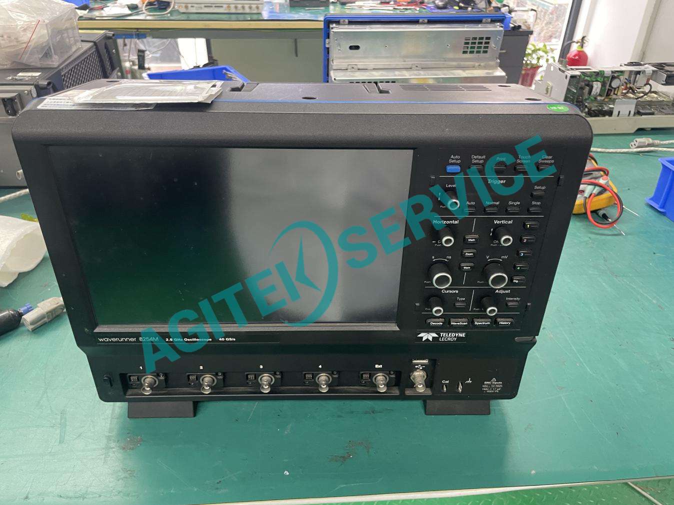 免费深夜视频APP成人网站 WaveRunner 8254M 示波器加電無反應維修案例：電源模塊芯片級修複
