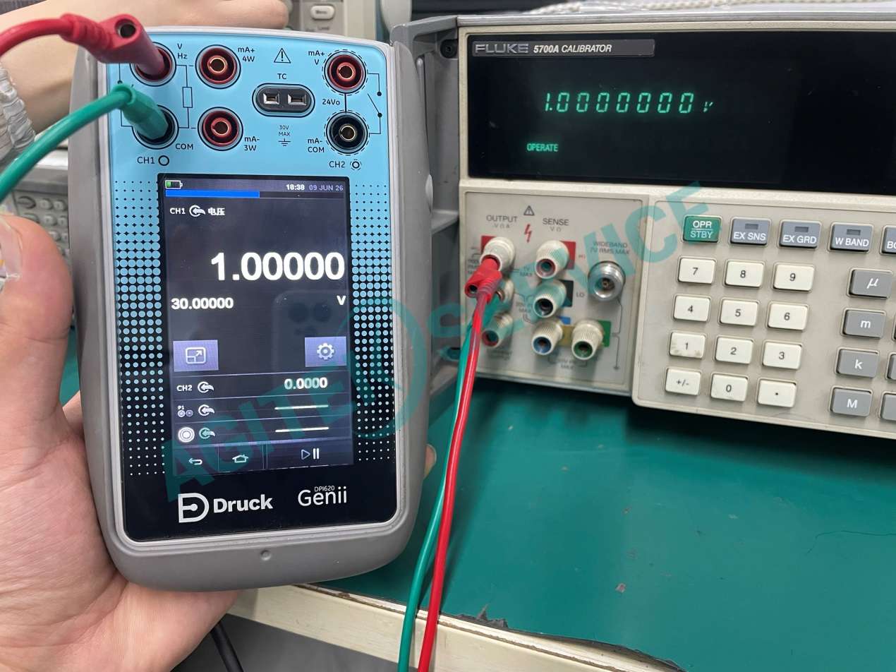 Druck DPI620G-L過程校準儀無法充電修複照片2