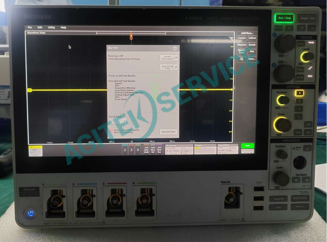 泰克MSO44示波器開機卡 LOGO 進不去係統修複照片 泰克MSO44示波器開機卡 LOGO 進不去係統修複照片